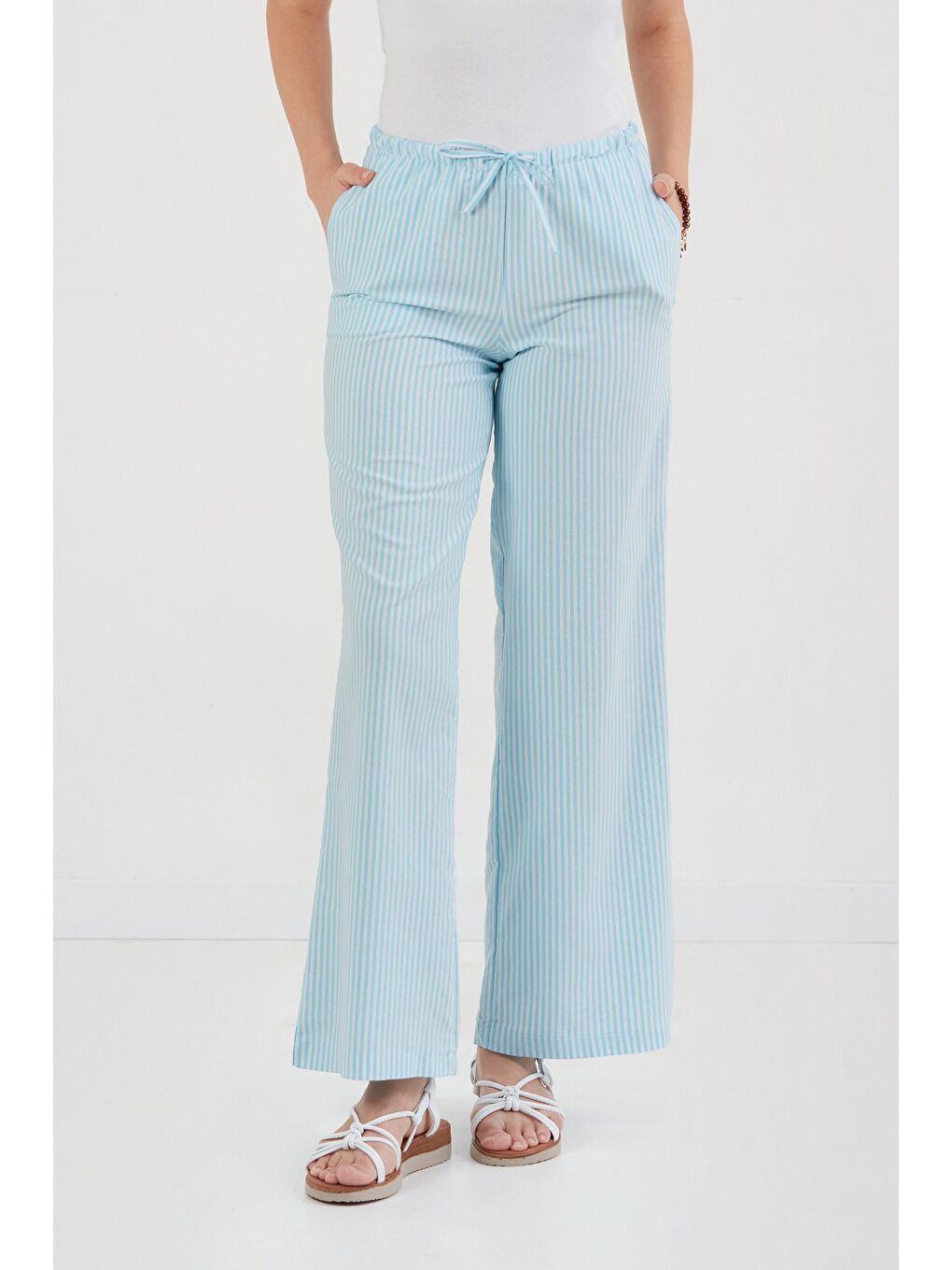 Mavi Çizgili Beli Bağlamalı Palazzo Pantolon-1