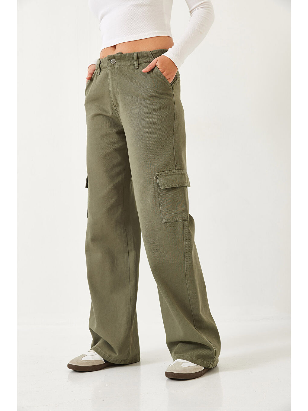 Haki Kadın Kargo Cepli Beli Lastikli Pantolon-2