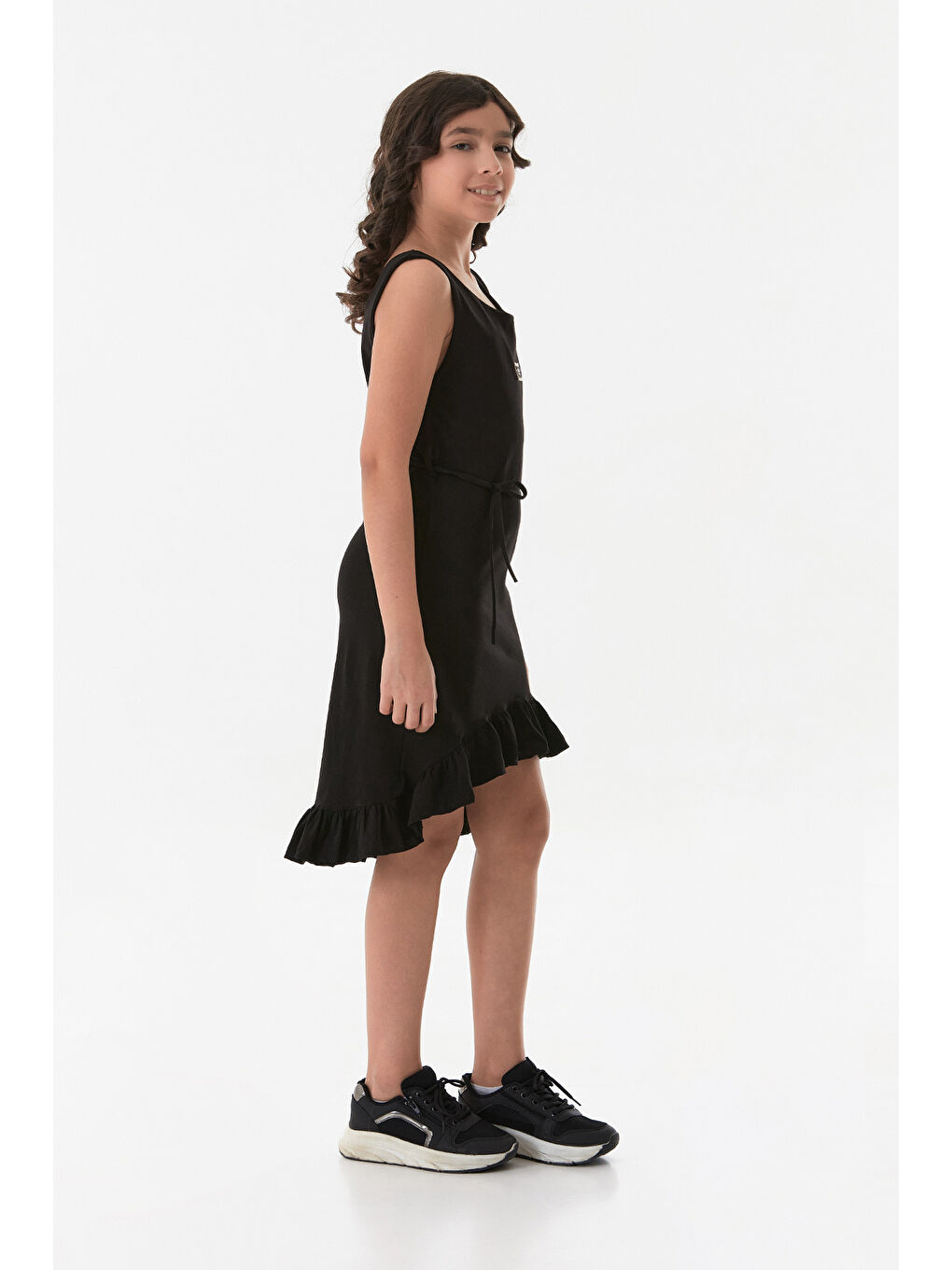 Siyah Beli Bağlamalı Eteği Fırfırlı Kız Çocuk Elbise-1