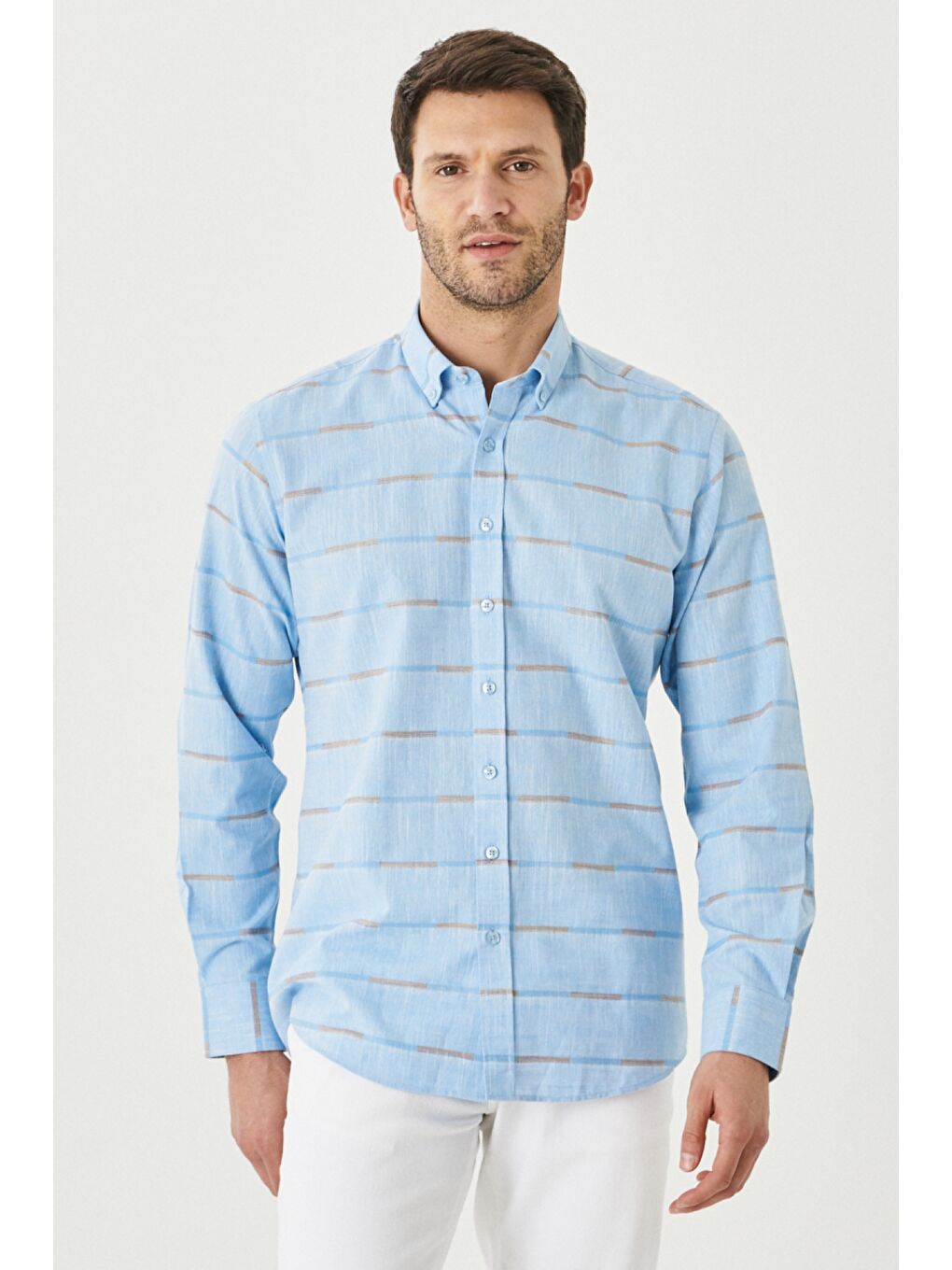 Erkek Açık Mavi Comfort Fit Rahat Kesim Düğmeli Yaka %100 Pamuk Çizgili Gömlek-1
