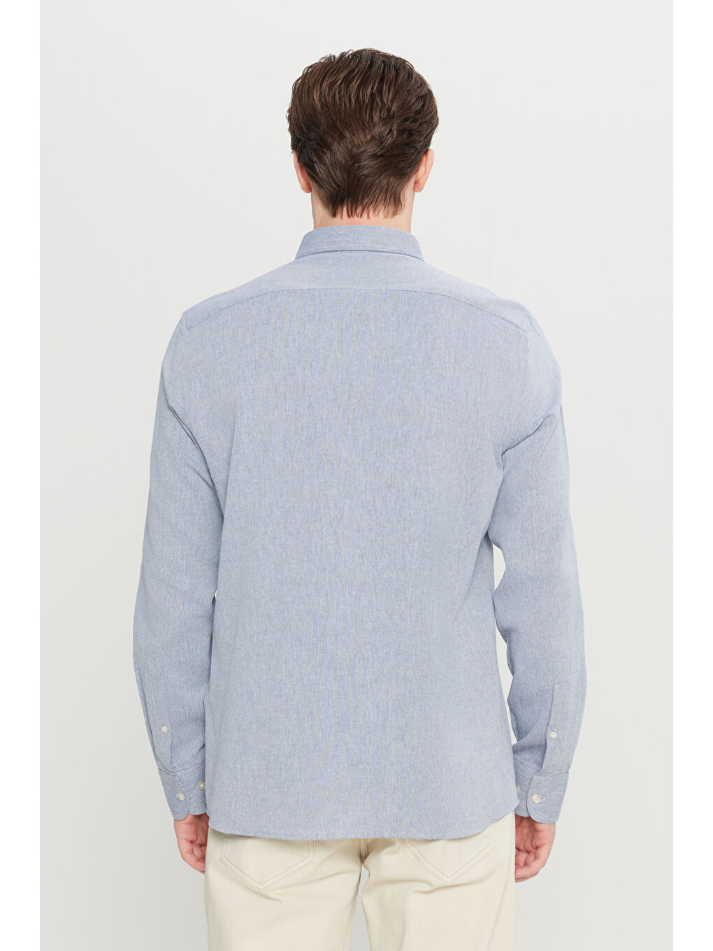 Erkek Lacivert %100 Pamuklu Tailored Slim Fit Dar Kesim Gizli Düğmeli Yaka Armürlü Gömlek-4