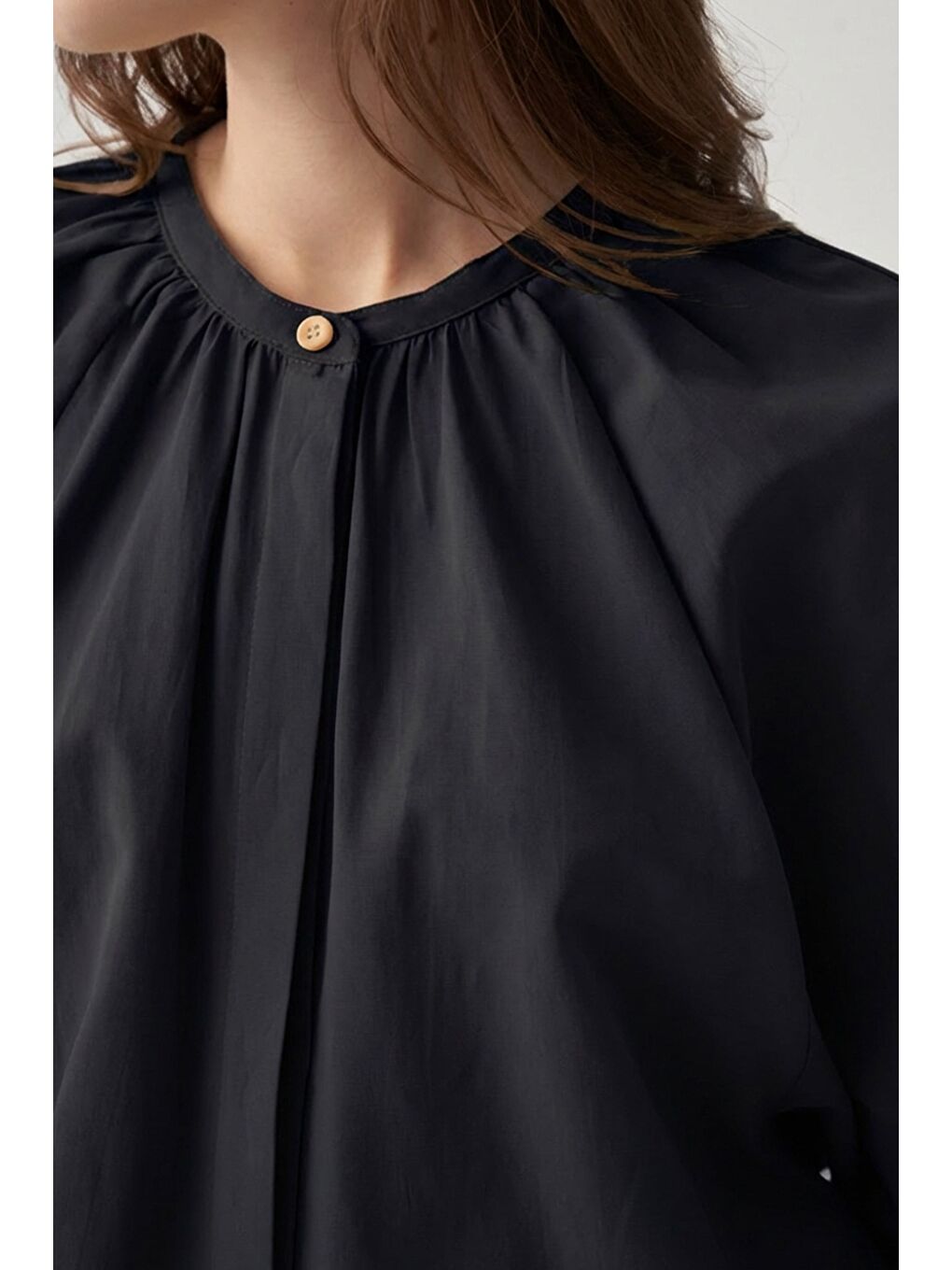 Siyah-Reglan Kollu Bağlamalı Gömlek-3