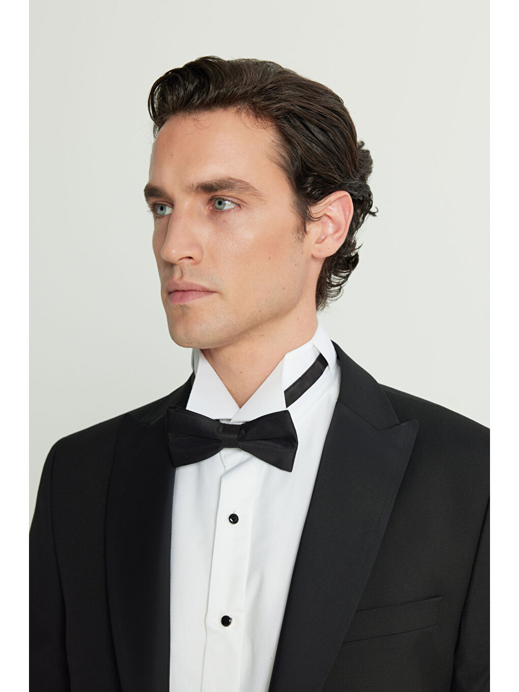 Erkek Siyah Slim Fit Dar Kesim Çıkma Kırlangıç Yaka Kapak Cepli Damatlık Smokin Takım-3