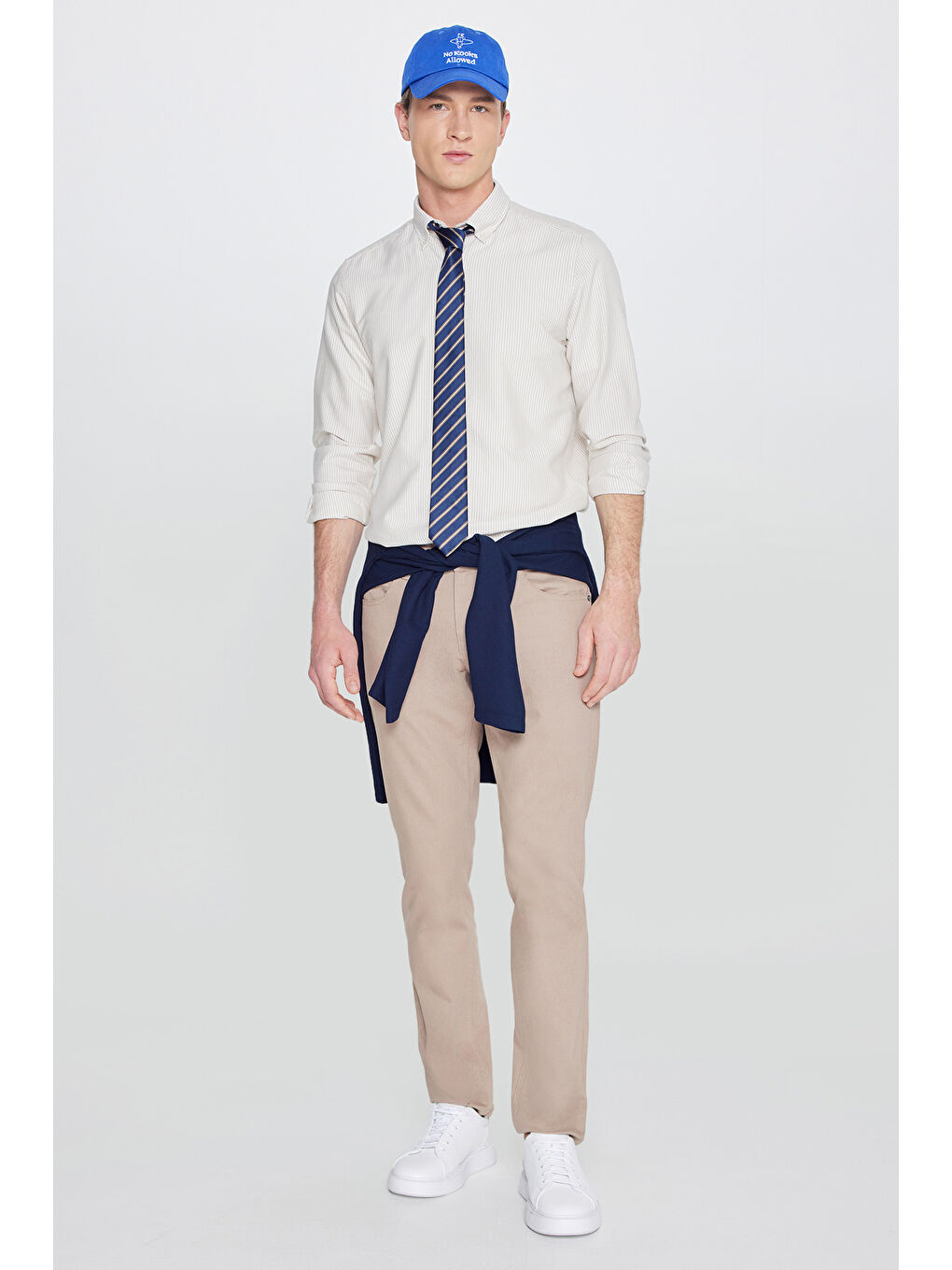 Erkek Beyaz-Bej Pamuklu Slim Fit Dar Kesim Düğmeli Yaka Çizgili Gömlek-1