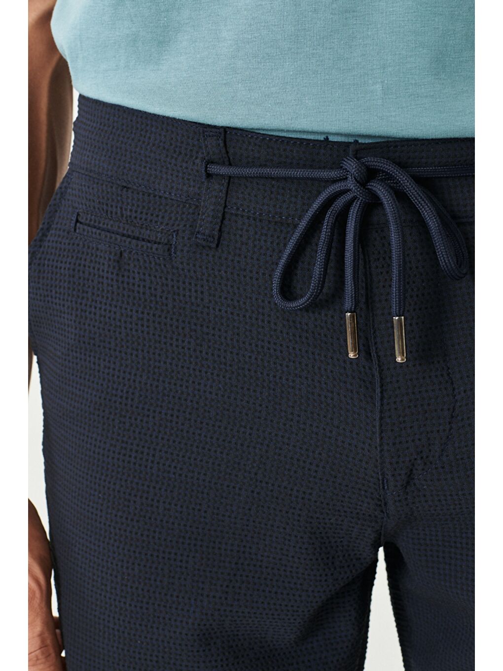 Erkek Lacivert Slim Fit Dar Kesim Beli Bağlamalı Esnek Şort-3