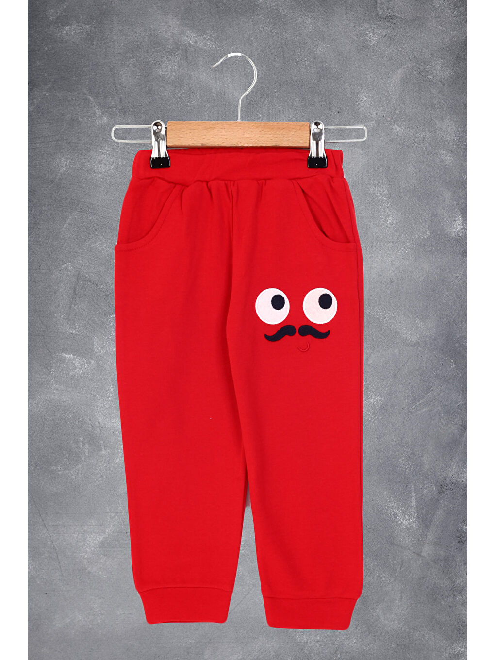 Kırmızı Erkek Çocuk İki Yanı Cepli Nakışlı Eşofman Alt