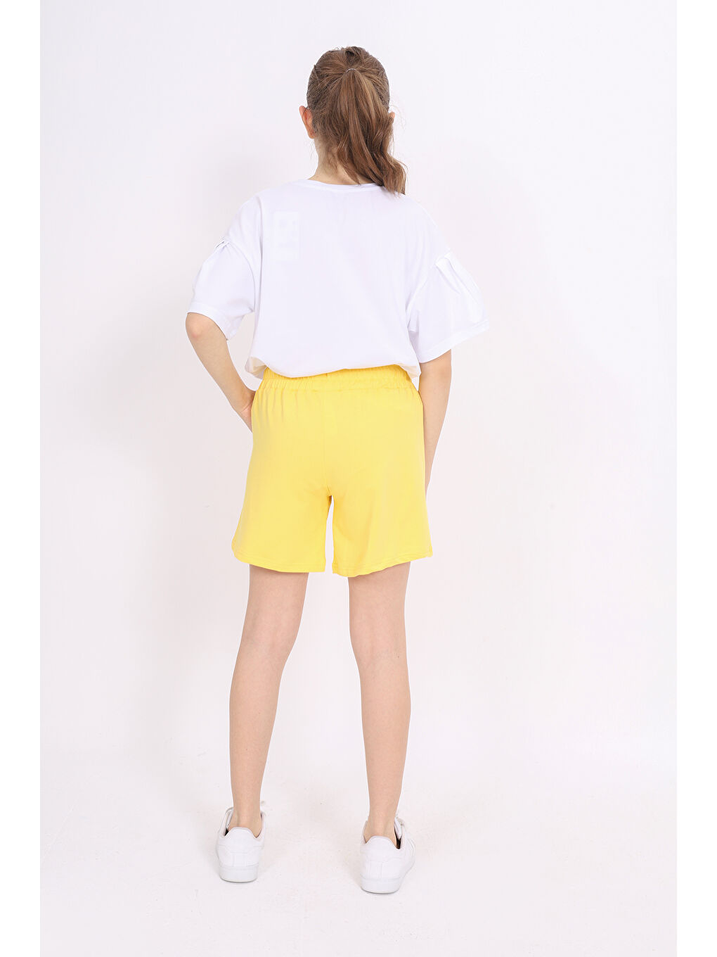 Beyaz Kız Çocuk Baskılı Şortlu Takım-3