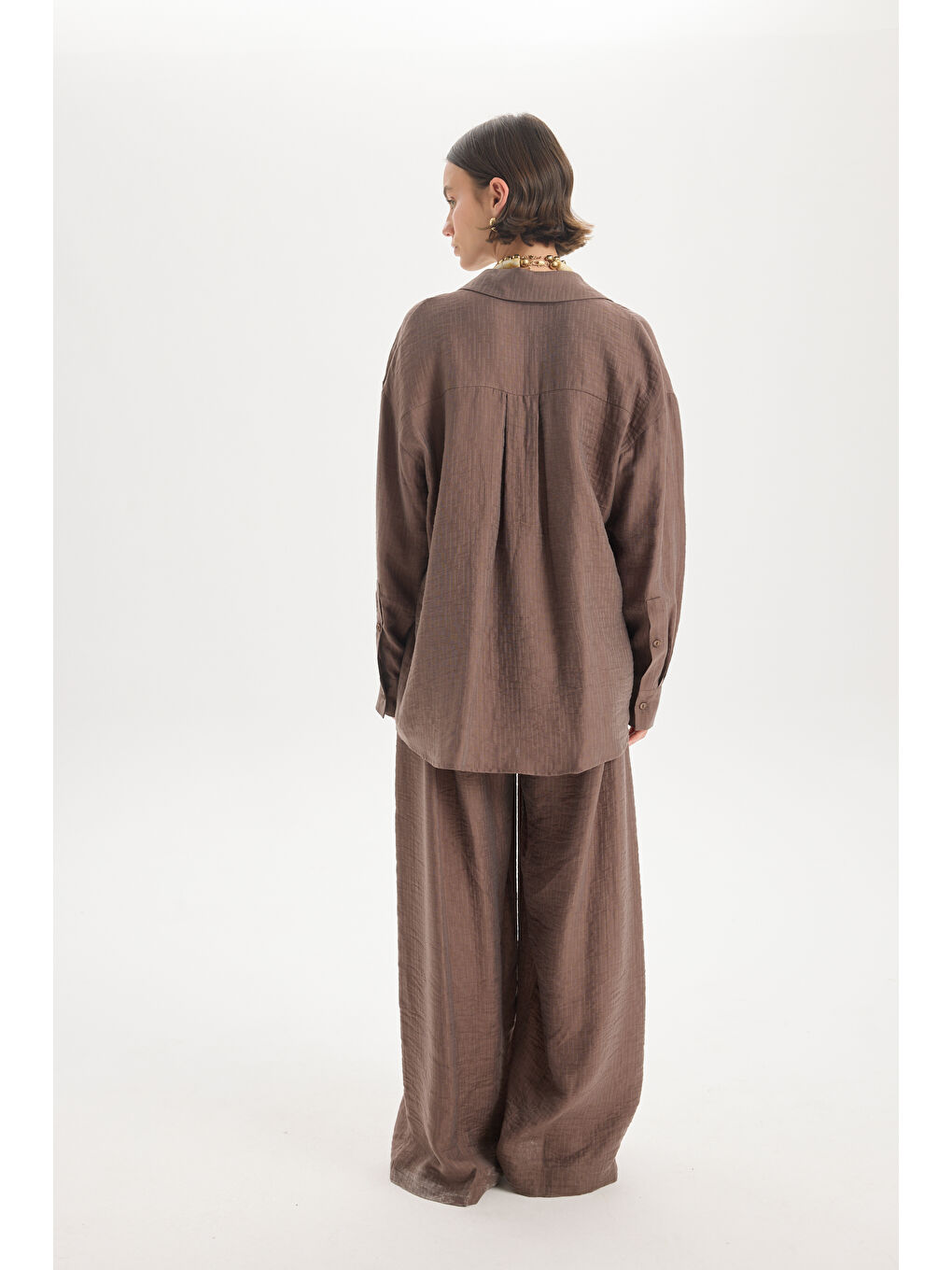 Kahverengi Yovena Düğme Detay Kahve Oversize Gömlek-4