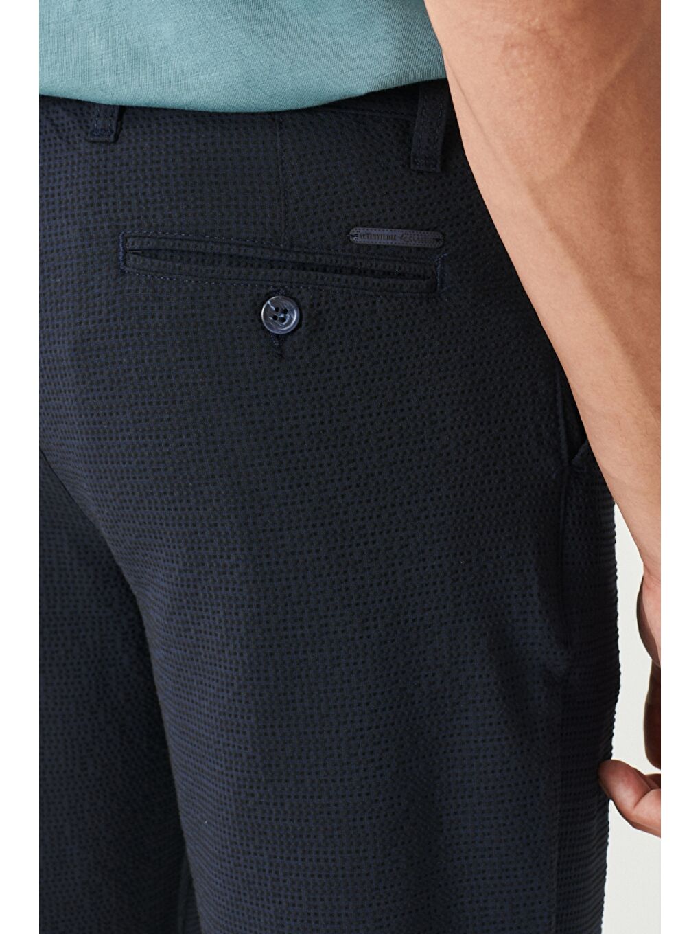 Erkek Lacivert Slim Fit Dar Kesim Beli Bağlamalı Esnek Şort-6