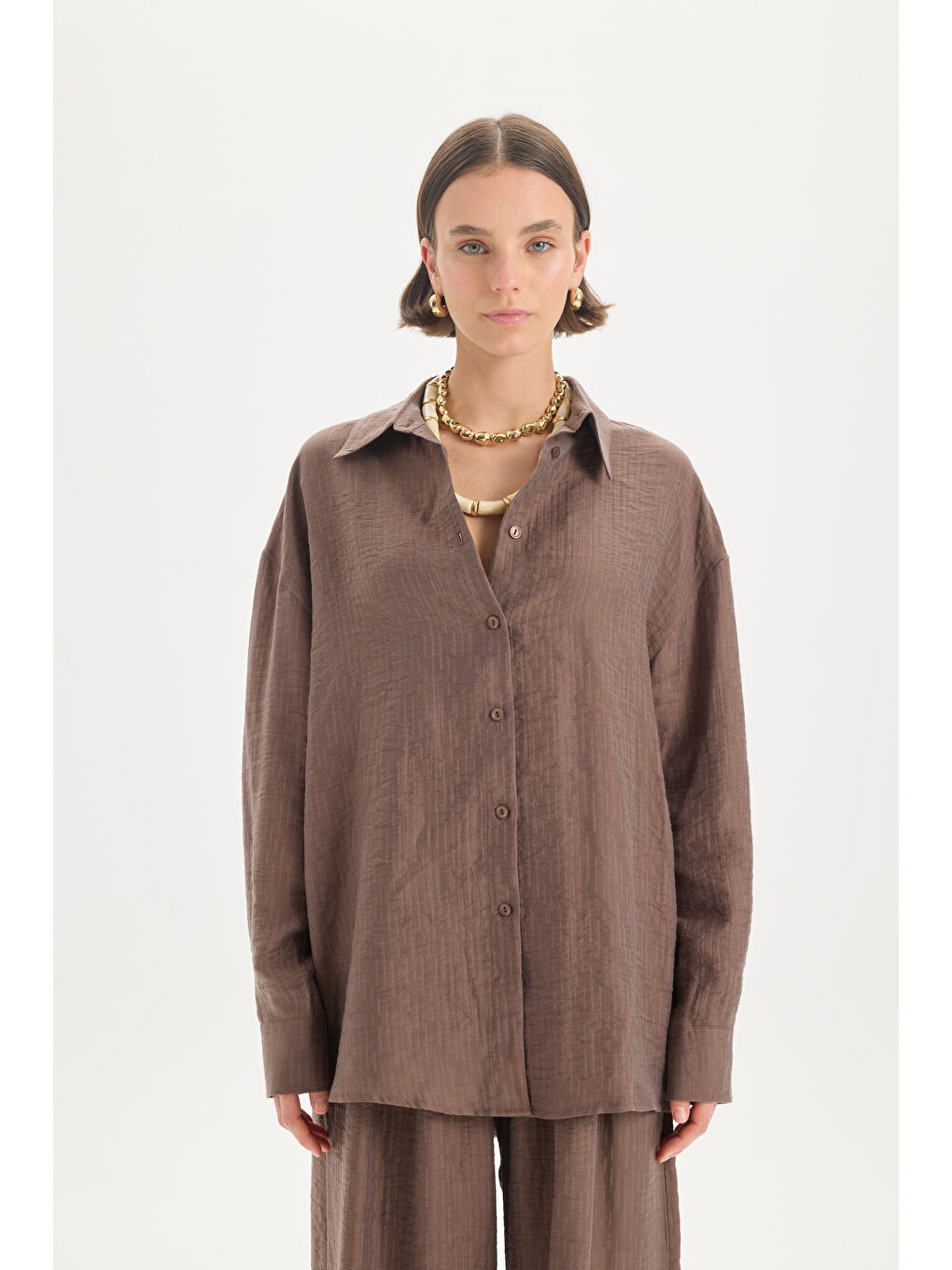 Kahverengi Yovena Düğme Detay Kahve Oversize Gömlek-6