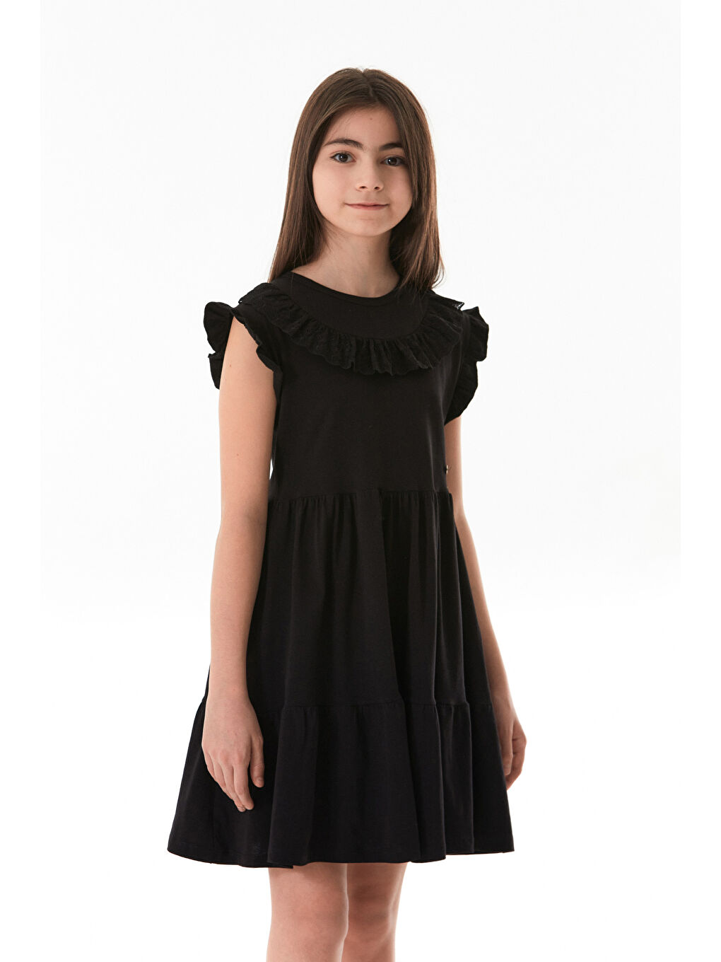 Siyah Yakası Güpürlü Kız Çocuk Elbise-3