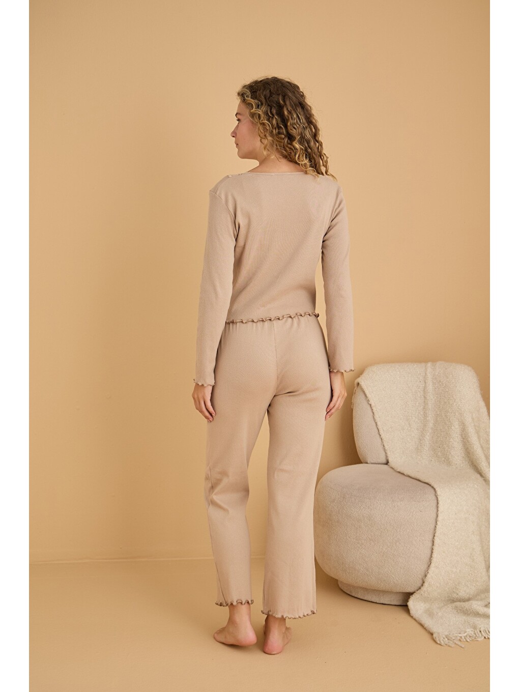 Bej Pamuklu Dantelli Fitilli Örme Pijama Takım25226005-2