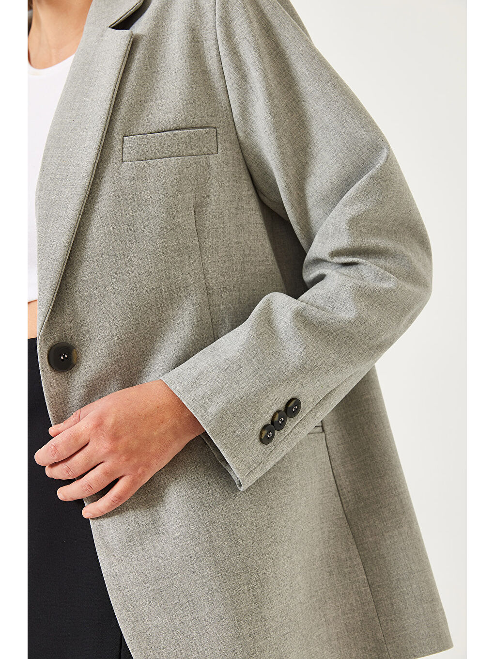 Gri Kadın Vatkalı Çift Cepli Astarlı Blazer Ceket-5