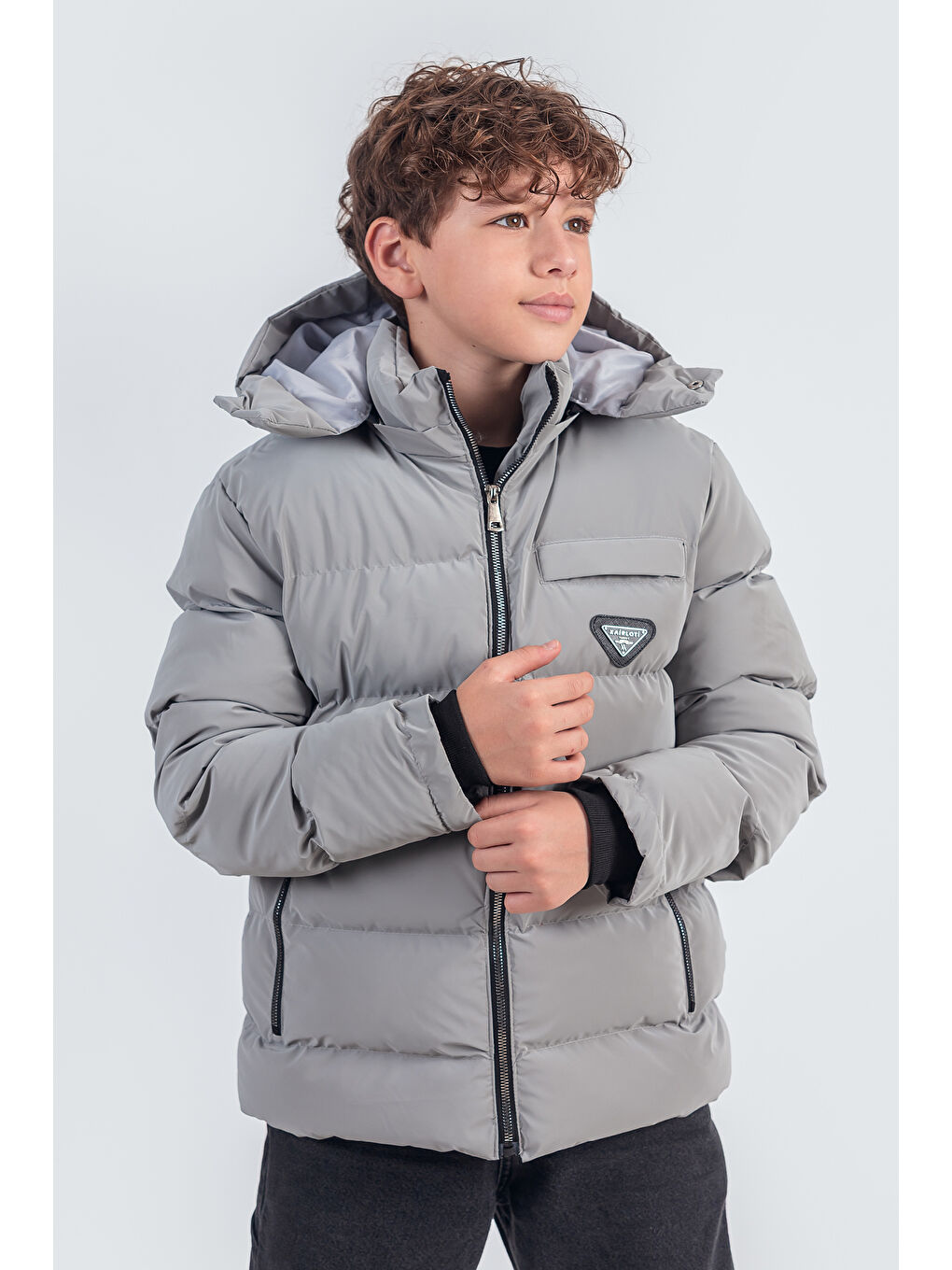 Gri Nova Kumaş Kapüşonlu Erkek Çocuk Kışlık Mont KM2509-1