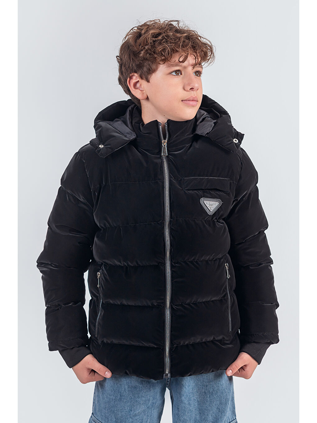 Siyah Nova Kumaş Kapüşonlu Erkek Çocuk Kışlık Mont KM2509-1