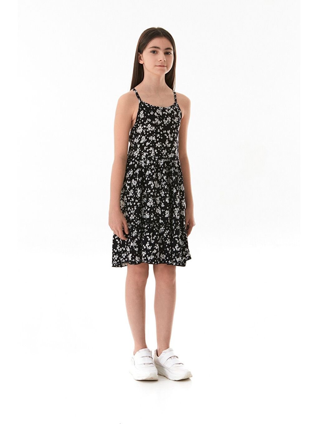 Siyah Çiçekli Askılı Kız Çocuk Elbise-1