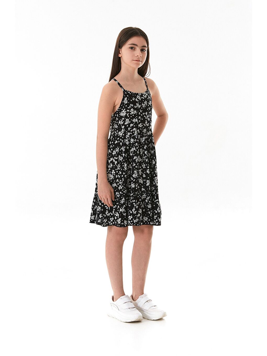 Siyah Çiçekli Askılı Kız Çocuk Elbise-2