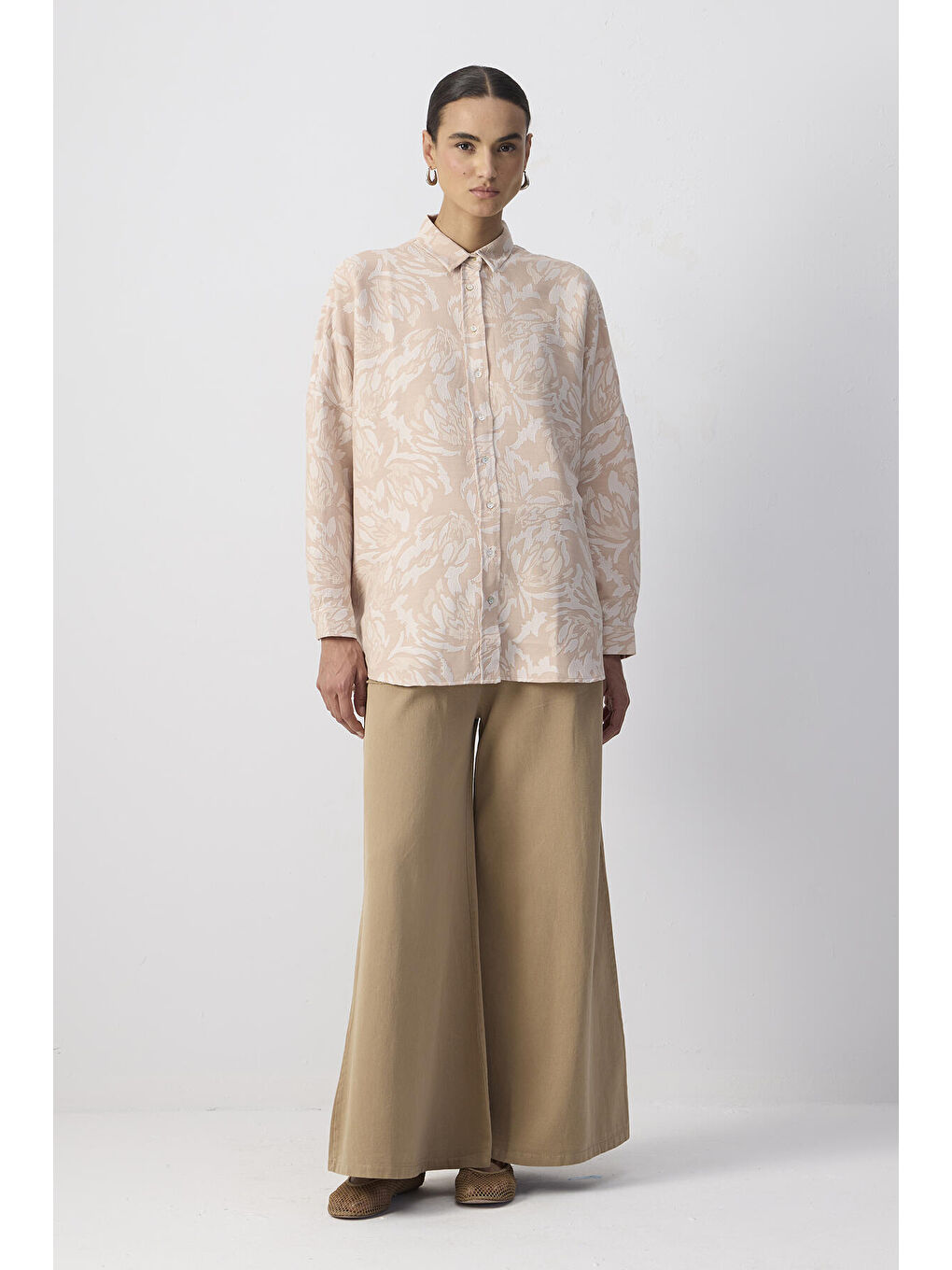 Kahverengi Oversıze Jakarlı Gömlek