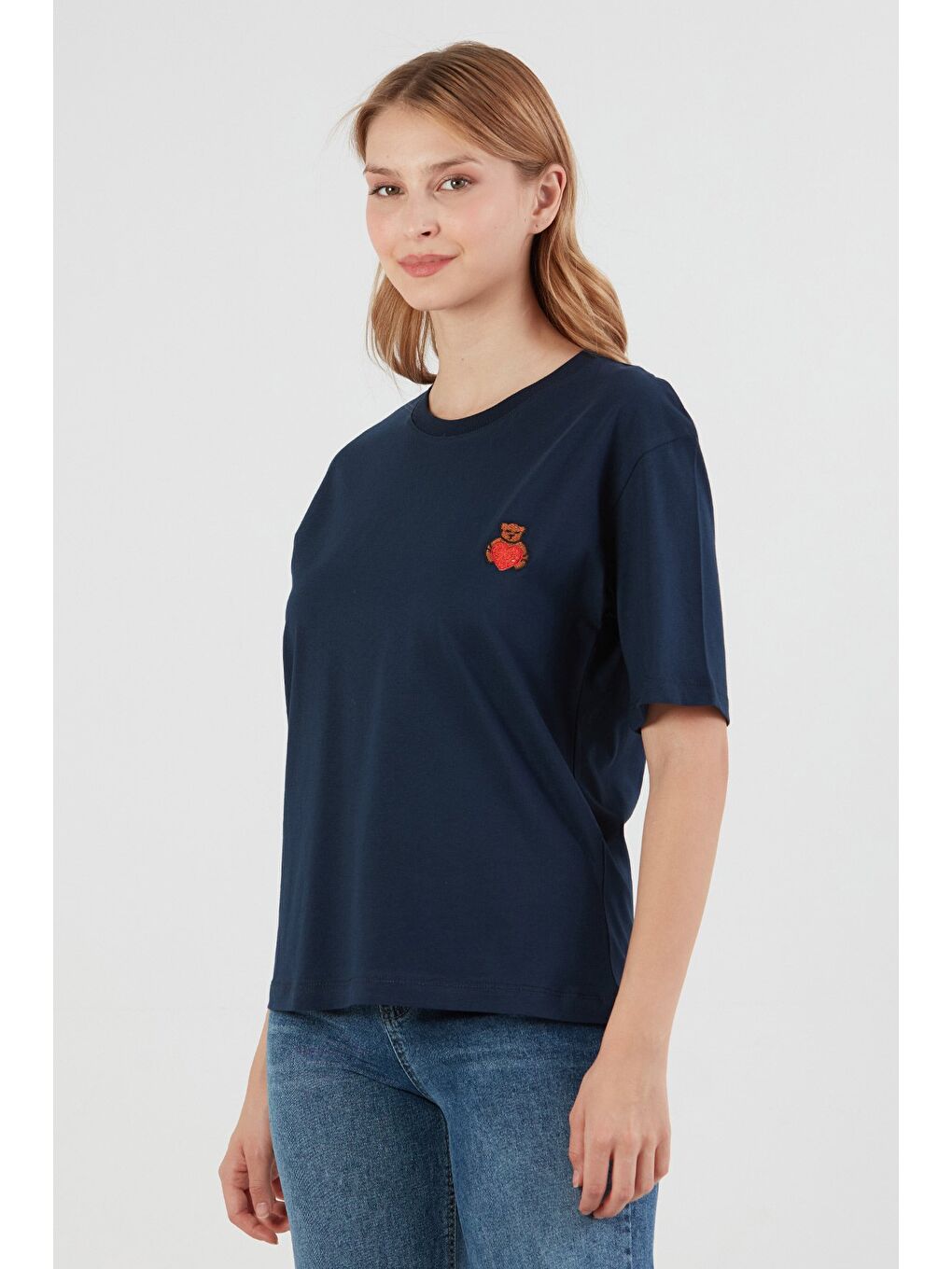 Lacivert Ayıcık Nakışlı Bisiklet Yaka Tişört