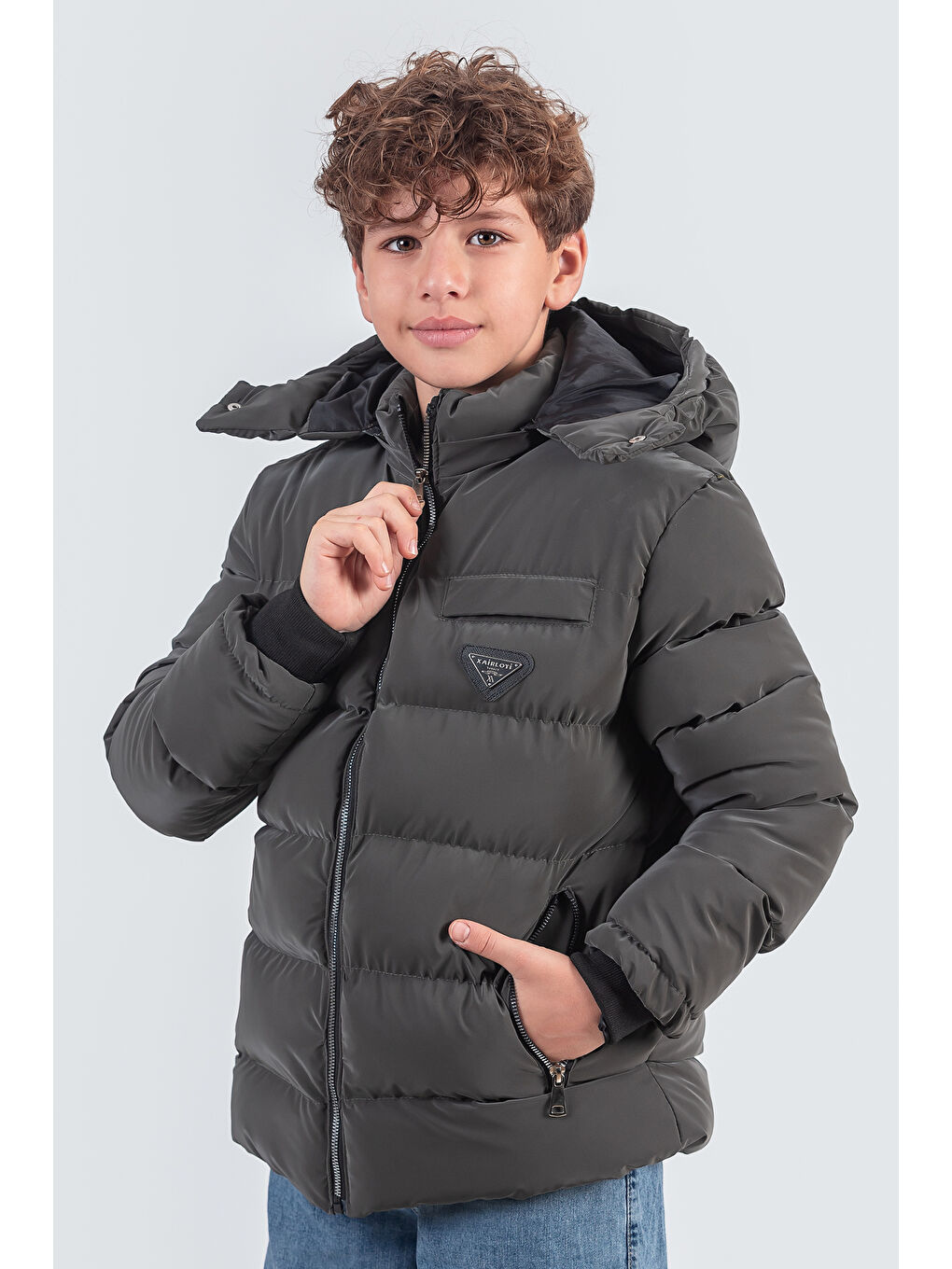 Gri Nova Kumaş Kapüşonlu Erkek Çocuk Kışlık Mont KM2509