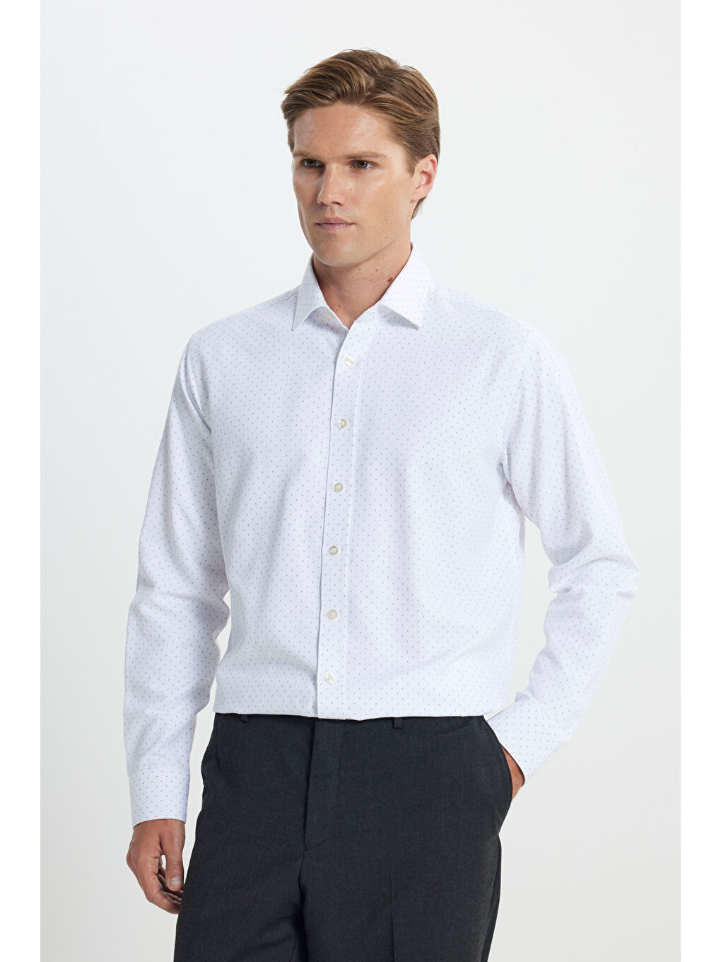 Erkek Beyaz-Haki Pamuklu Slim Fit Dar Kesim Klasik Yaka Armürlü Gömlek-2