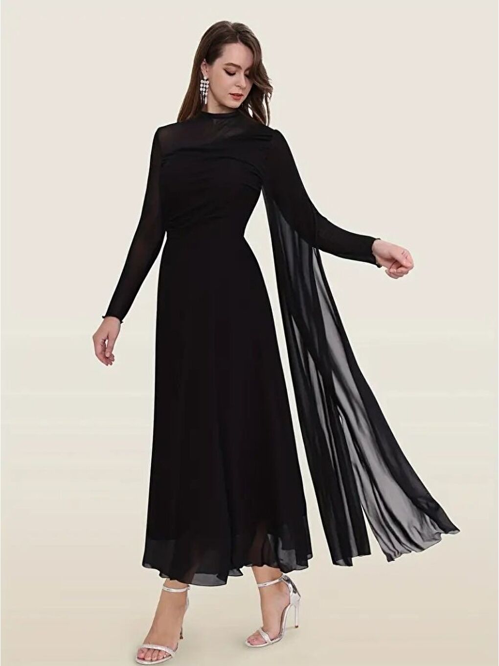 Siyah Kadın Uzun Kollu Yarı Balıkçı Yaka Tül Detaylı Uzun Sandy Elbise-4