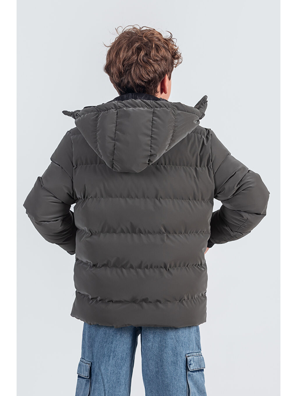 Gri Nova Kumaş Kapüşonlu Erkek Çocuk Kışlık Mont KM2509-3