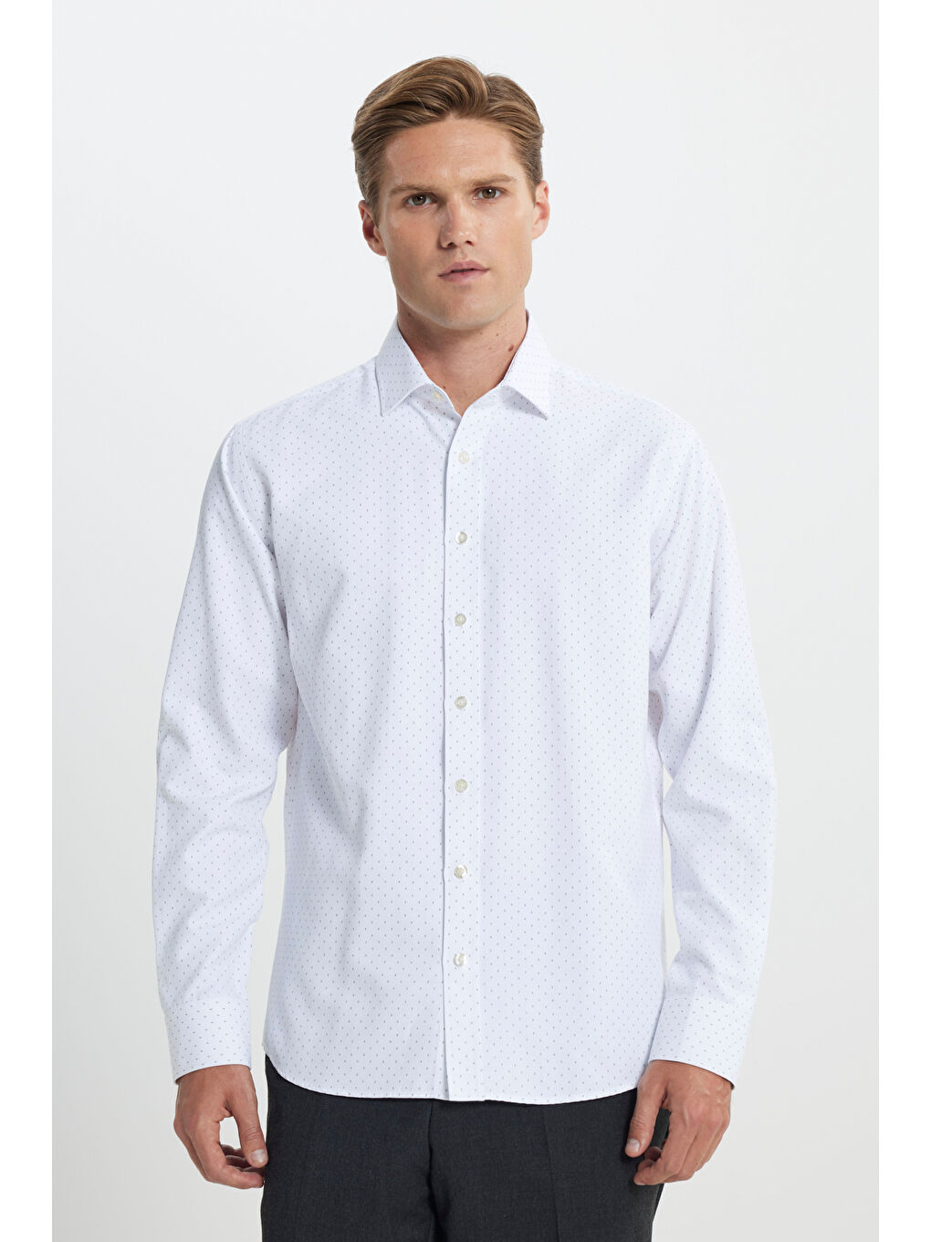 Erkek Beyaz-Haki Pamuklu Slim Fit Dar Kesim Klasik Yaka Armürlü Gömlek-3