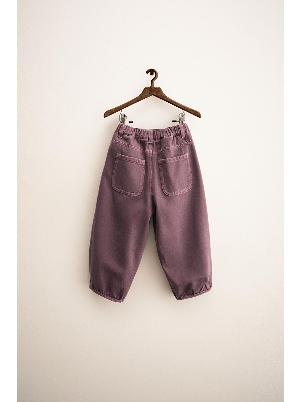 Bordo Çocuk Pamuklu Oversize Pantolon – Rahat Kesim Lastikli Paça Tasarım-1