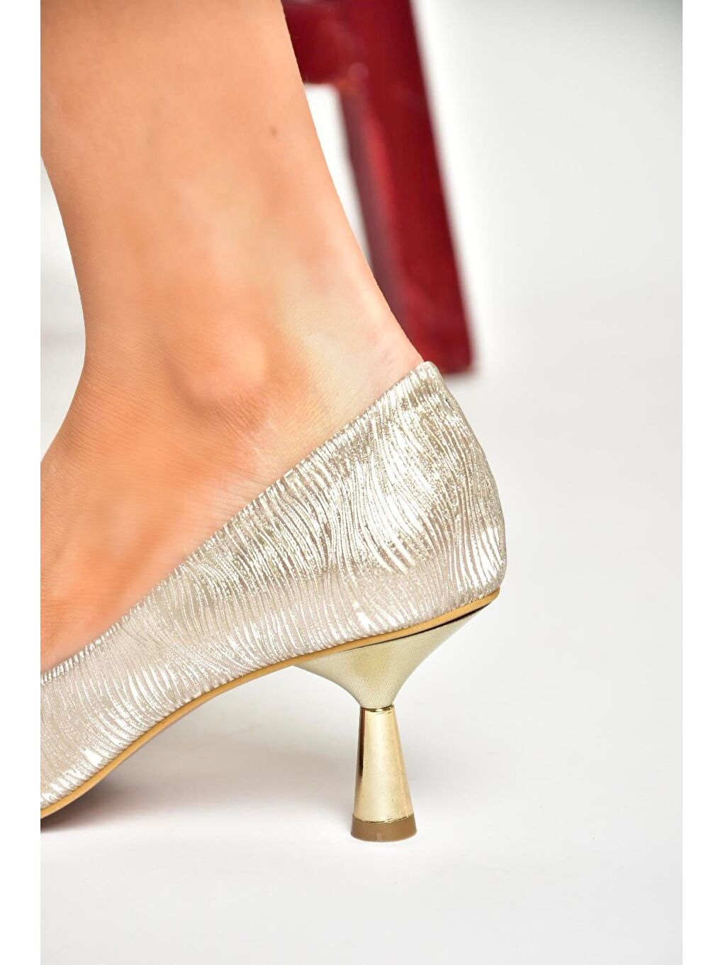 Sarı U6760340 Altın Kadın Topuklu Ayakkabı-4