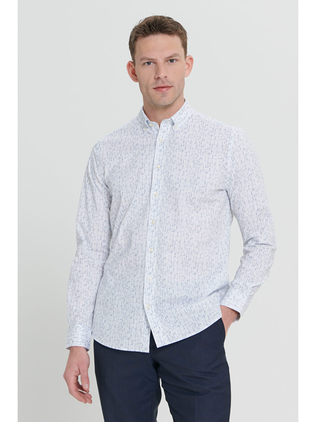Erkek Beyaz-Lacivert Slim Fit Dar Kesim Klasik Yaka Pamuklu Armürlü Gömlek-2