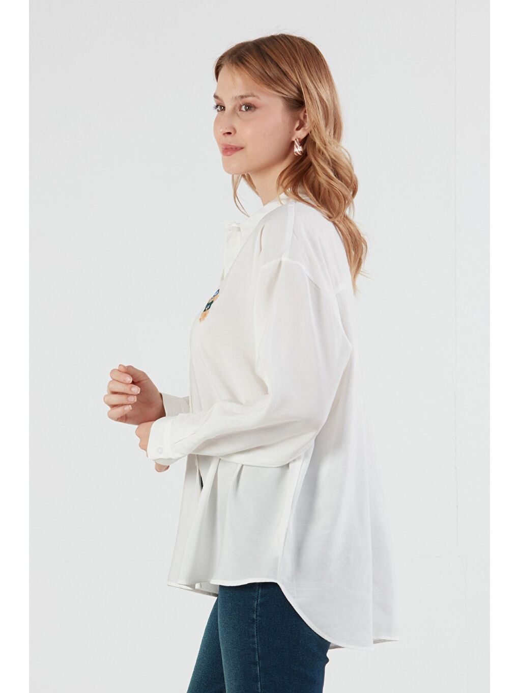 Ekru Ayıcık Nakışlı Uzun Kollu Oversize Modal Gömlek-2