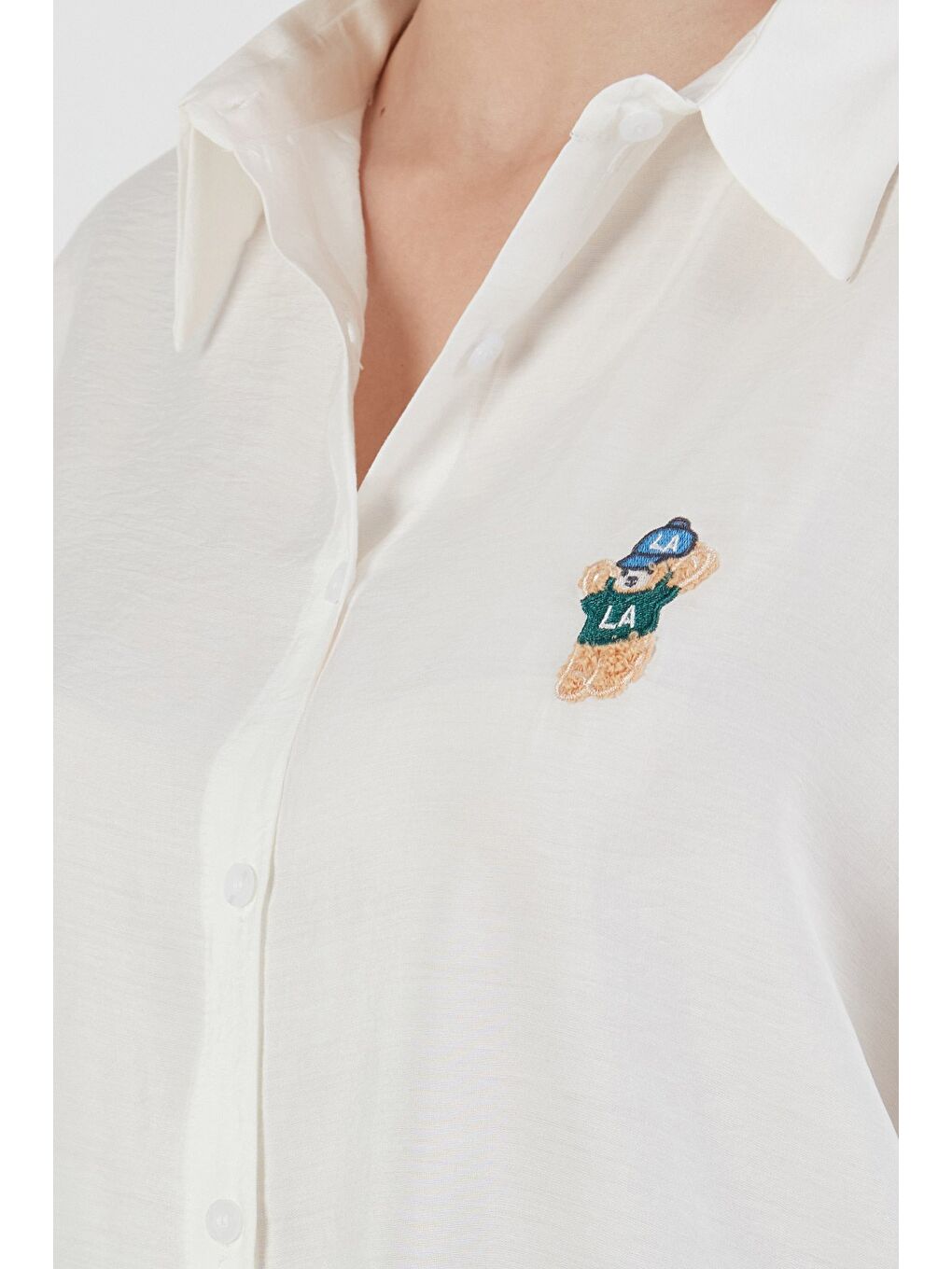 Ekru Ayıcık Nakışlı Uzun Kollu Oversize Modal Gömlek-4