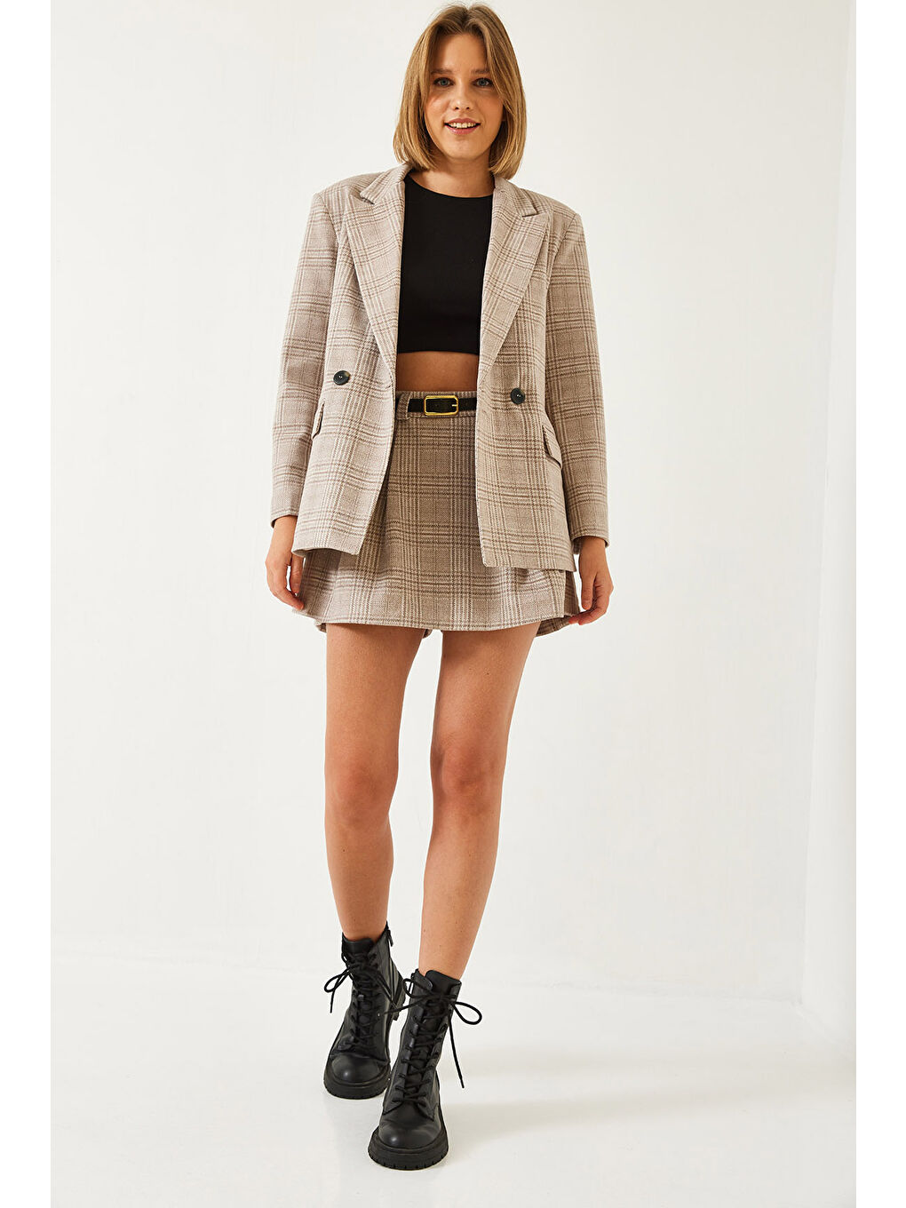 Bej Kadın Ekose Desenli Kaşe Kemerli Şortlu Etek-4