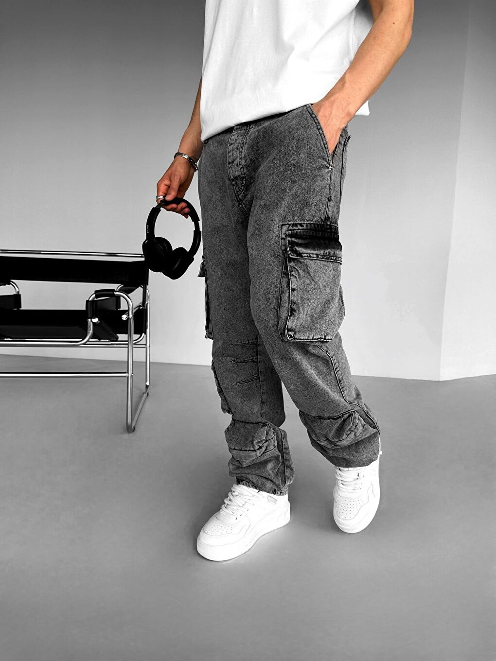 Baggy Fit Yıkamalı Kapaklı Kargo Cepli Jean Gri-2