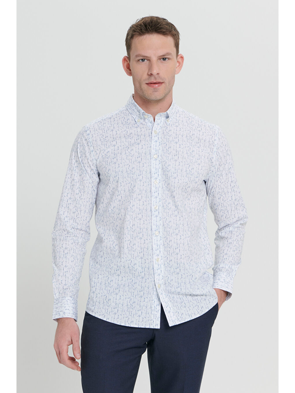 Erkek Beyaz-Lacivert Slim Fit Dar Kesim Klasik Yaka Pamuklu Armürlü Gömlek-5