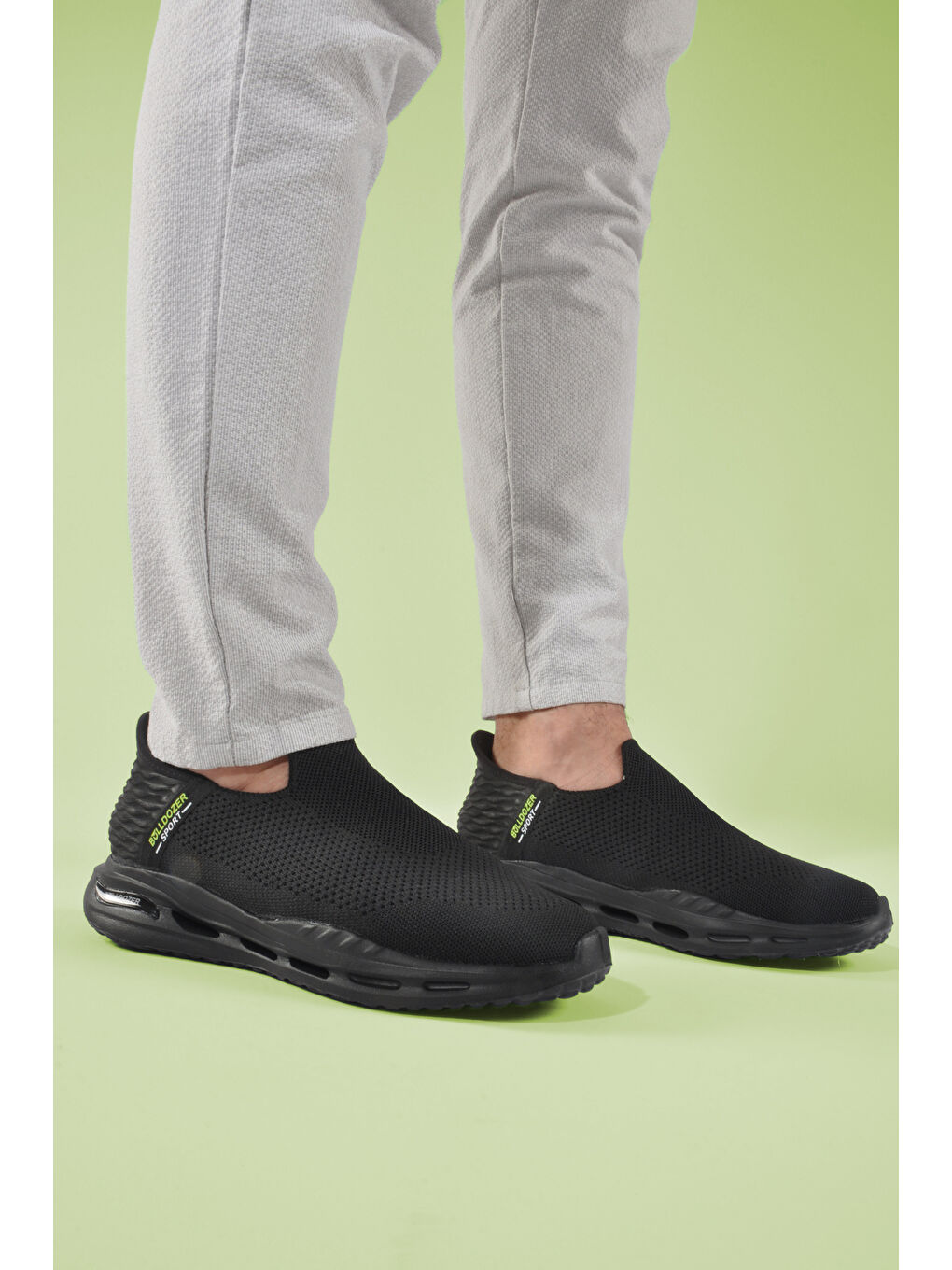 Siyah Memory Foam Hafif Esnek Hava Alan Erkek Spor Ayakkabı 241403 M-1