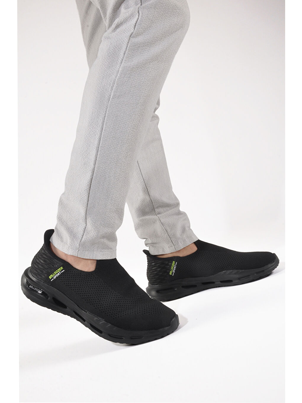 Siyah Memory Foam Hafif Esnek Hava Alan Erkek Spor Ayakkabı 241403 M-2