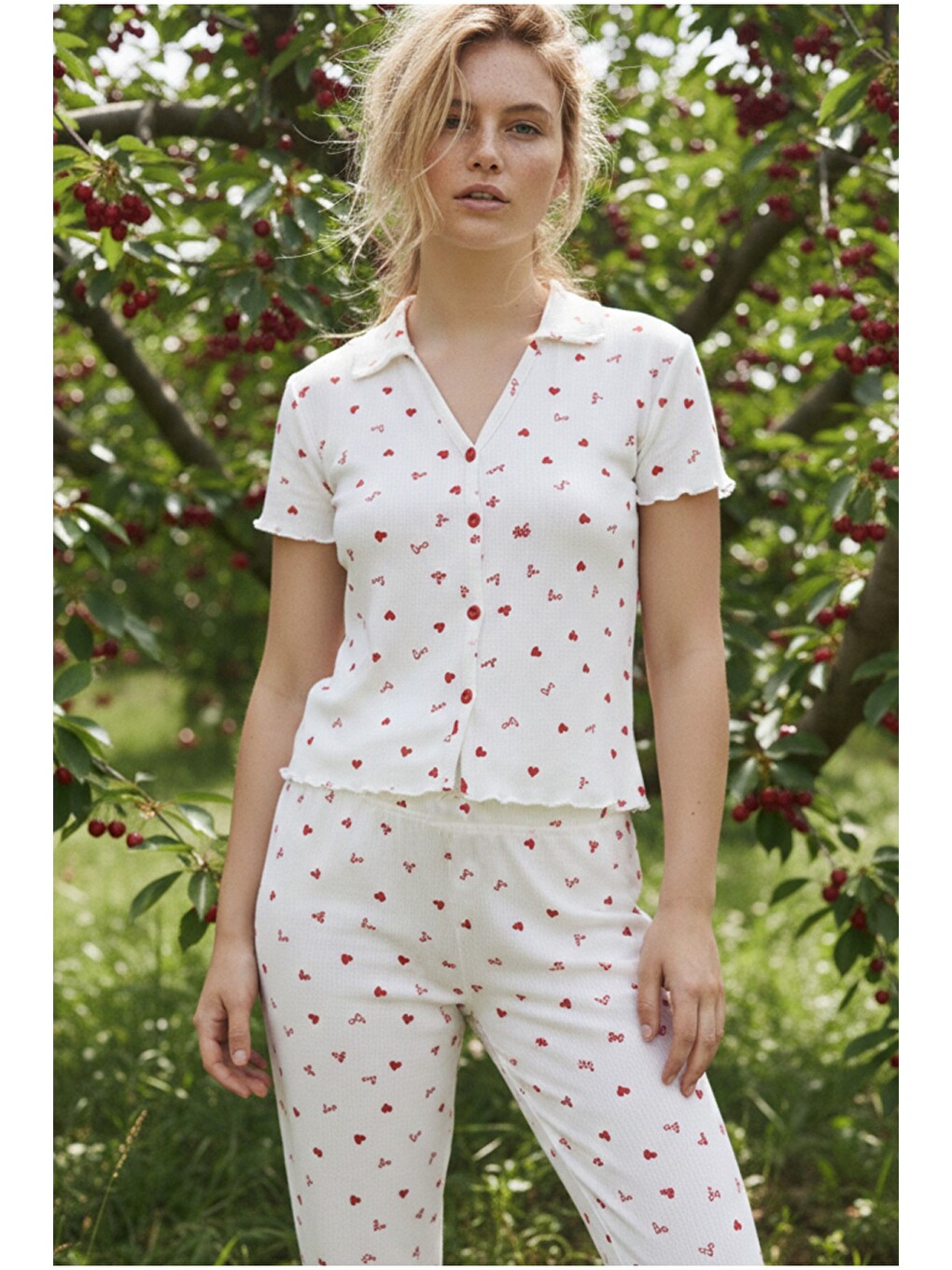 Karışık Yakalı Düğmeli Fitilli Kaşkorse Örme Pijama Takım 26120501-1