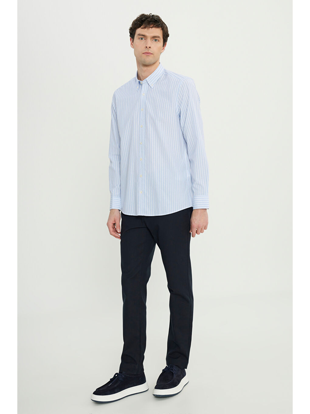 Erkek Beyaz-Mavi Slim Fit Dar Kesim Klasik Yaka Pamuklu Armürlü Gömlek-1