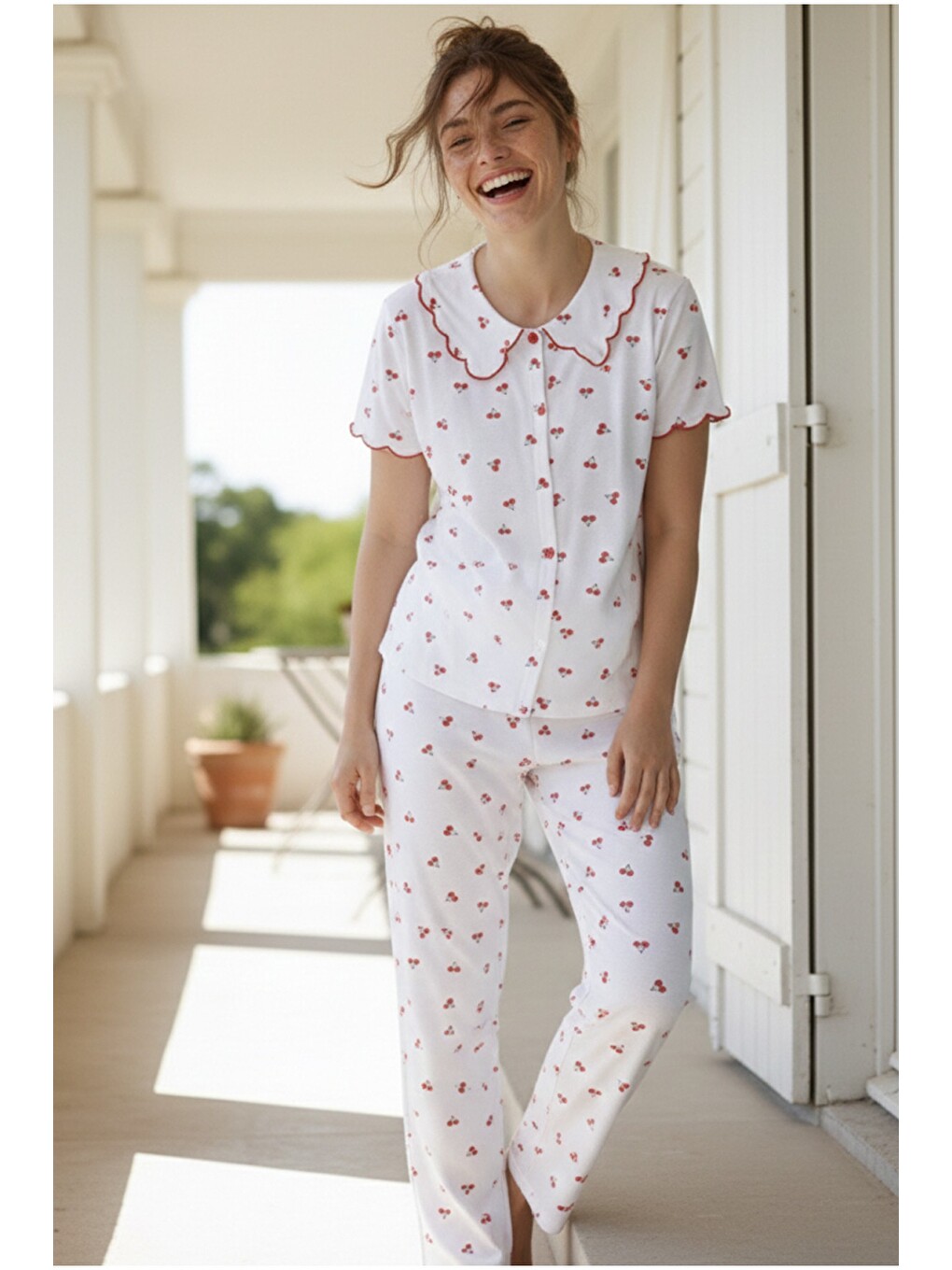 Beyaz Yakalı Düğmeli Fitilli Kaşkorse Örme Pijama Takım 26120503-1