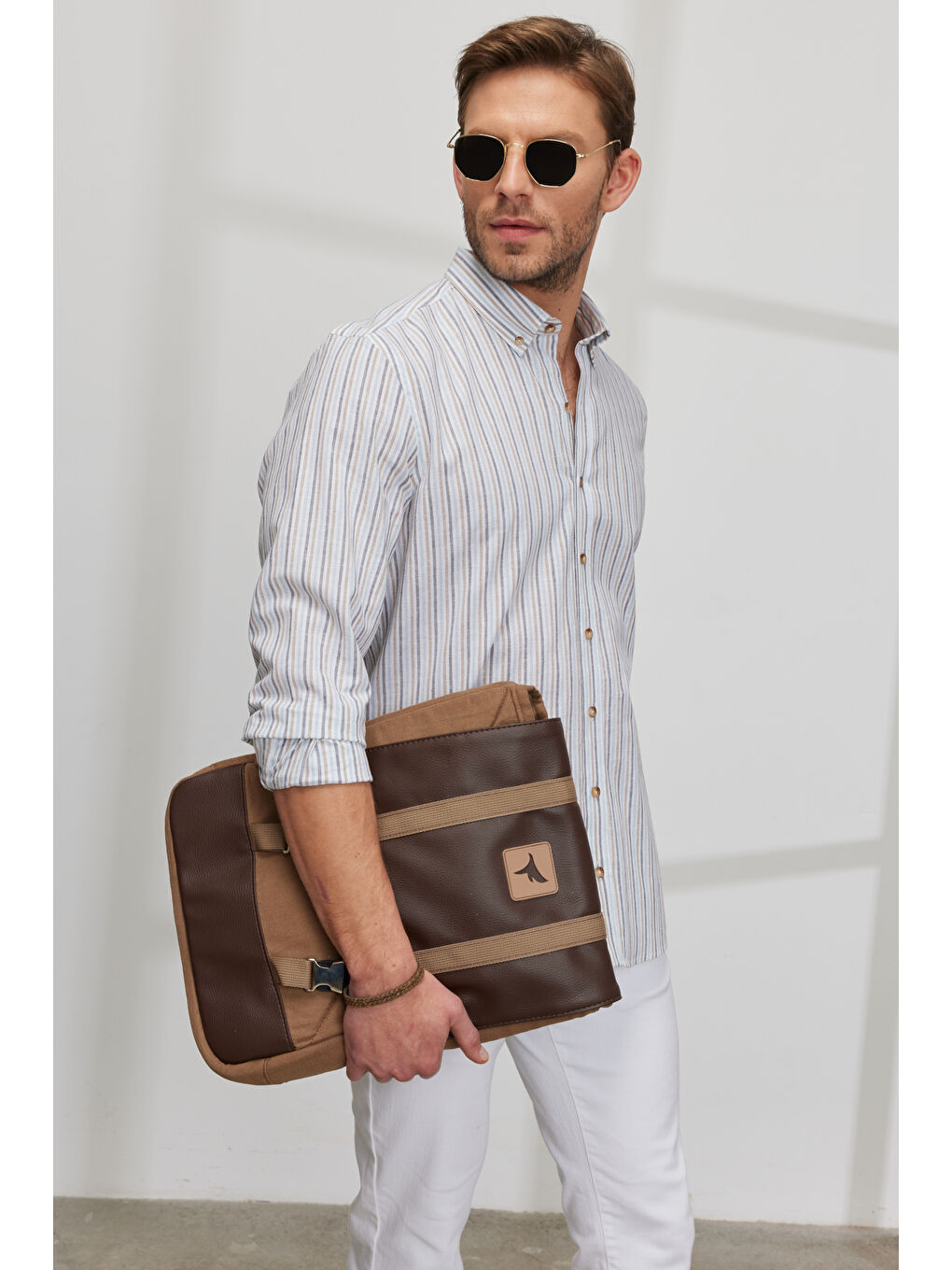 Erkek Beyaz-Bej Slim Fit Dar Kesim Düğmeli Yaka Organik Pamuklu Çizgili Keten Gömlek-8