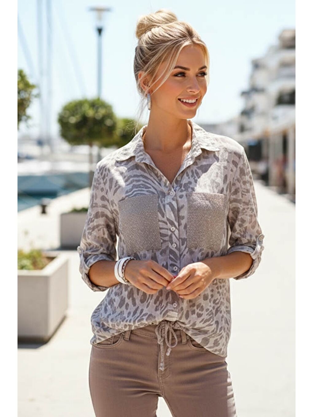 İtalyan Bej Gömlek Yaka Düğmeli 3/4 Kol Desenli Düğmeli Pullu Cepli Viskon Dokuma Gömlek 70 60-1