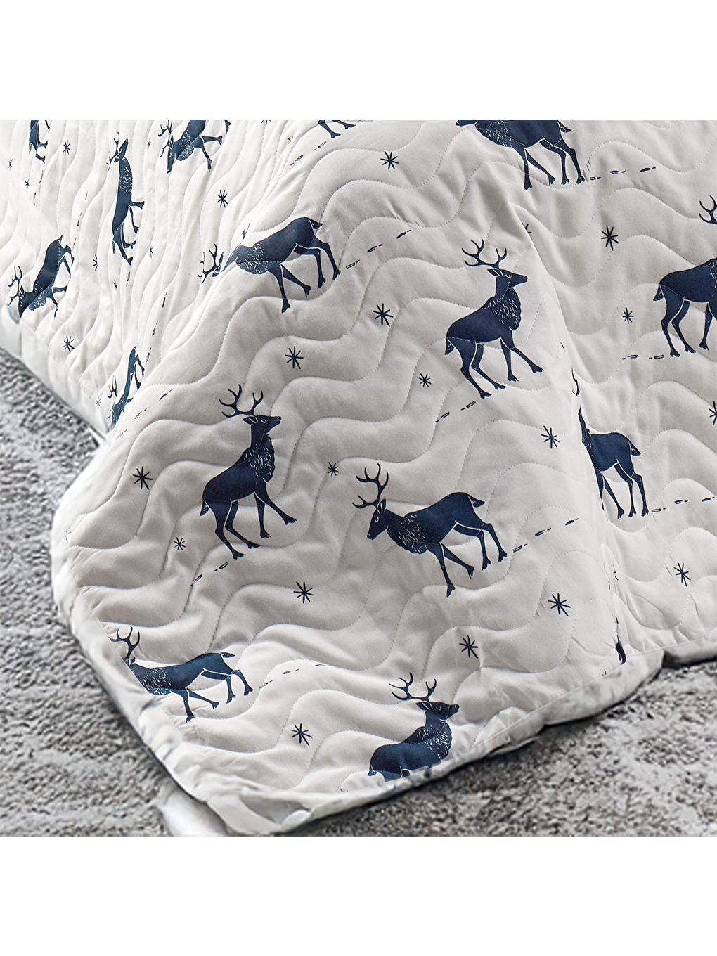 Kapitone Yatak Örtüsü Seti Çift Kişilik Geyik Lacivert-2