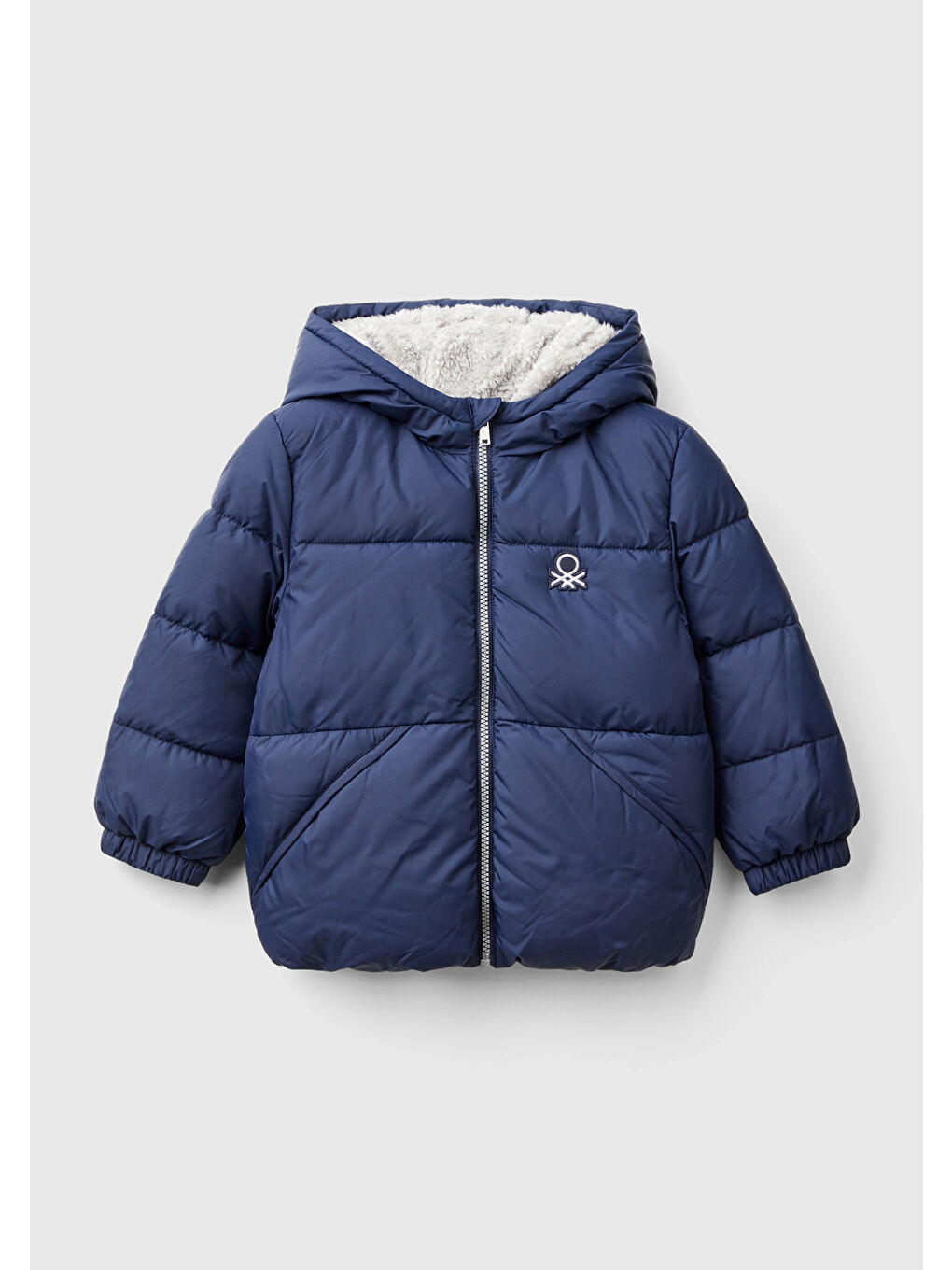 Erkek Çocuk Lacivert Sol Göğsü Logo Yamalı Önü Cep Detaylı Fermuarlı Mont