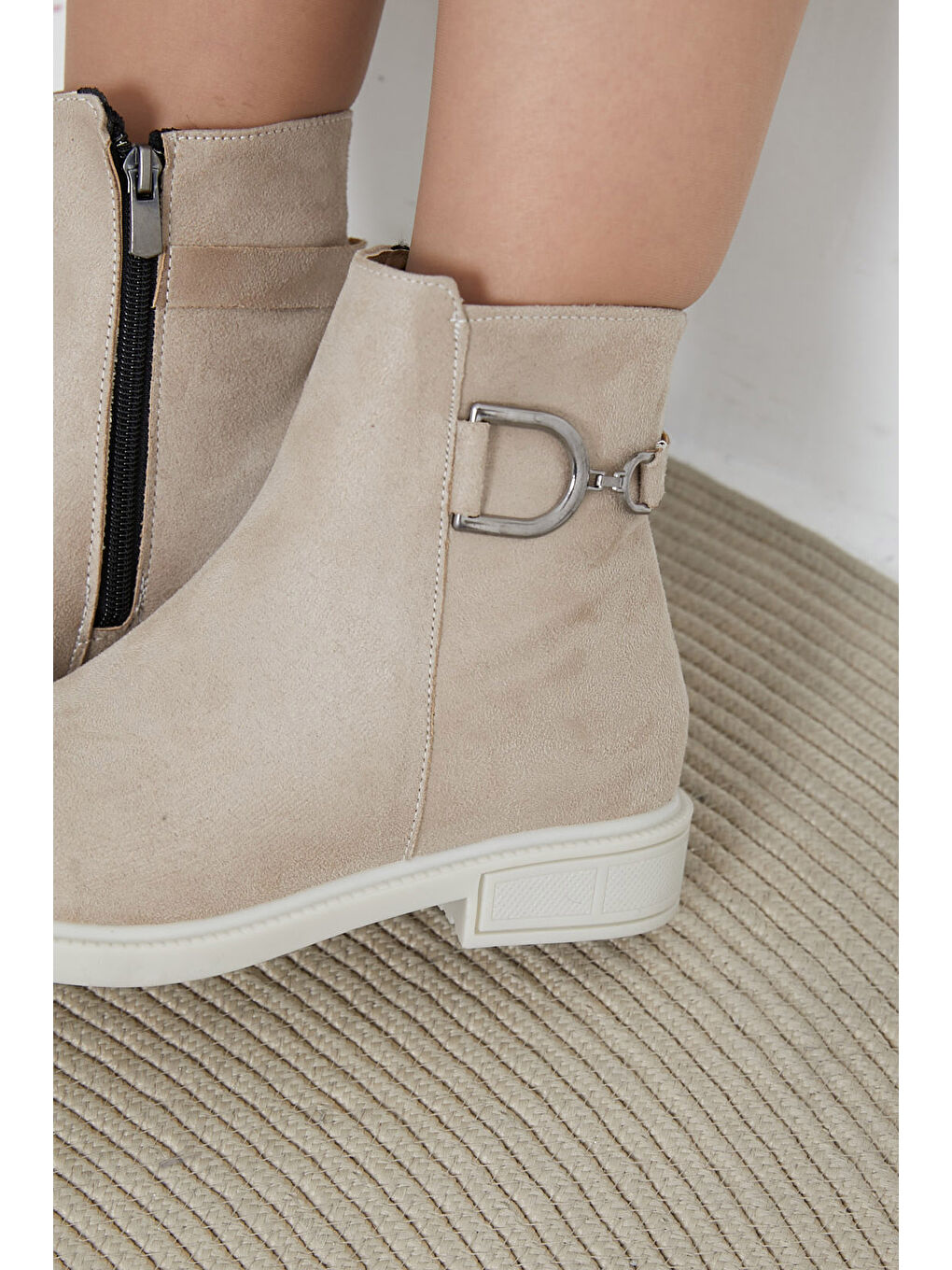 Kadın Bej Tokalı Yarım Bot - 26706-2