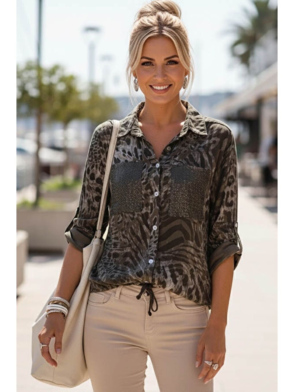 İtalyan Kahverengi Gömlek Yaka Düğmeli 3/4 Kol Desenli Düğmeli Pullu Cepli Dokuma Gömlek 70 60