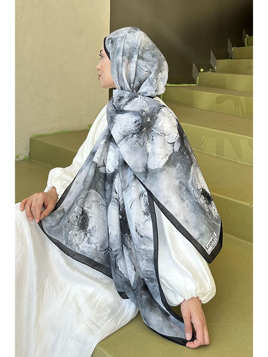 Bohem Çiçek Desen Soft Şal Siyah-3