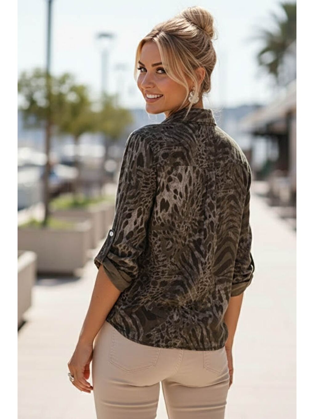 İtalyan Kahverengi Gömlek Yaka Düğmeli 3/4 Kol Desenli Düğmeli Pullu Cepli Dokuma Gömlek 70 60-5