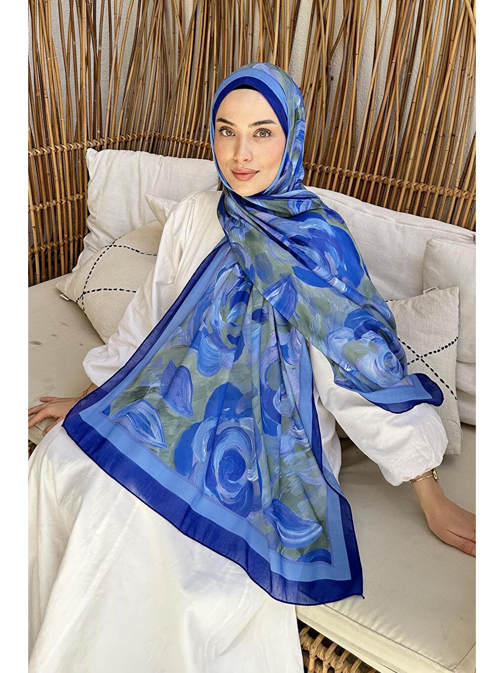 Çiçek Desen Pamuk Şal Saks Mavisi-1